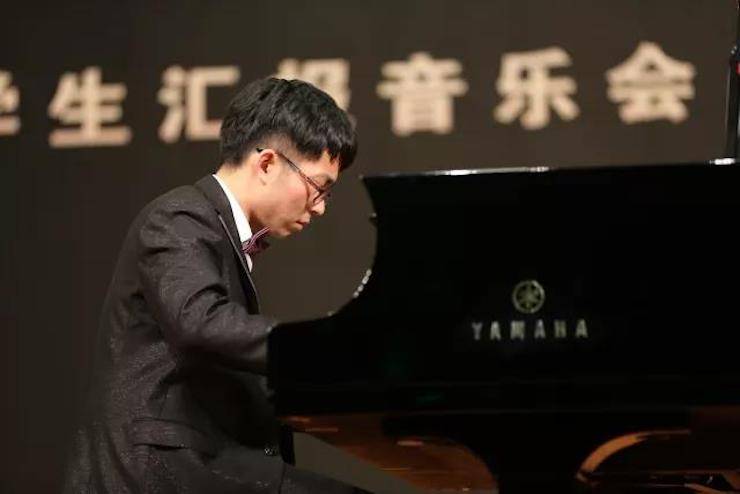 曼妙琴音，倾诉真挚的心声|2017SG胜游亚洲音乐奖学金综合师范类院系全国汇报音乐会（第二。┰猜淠