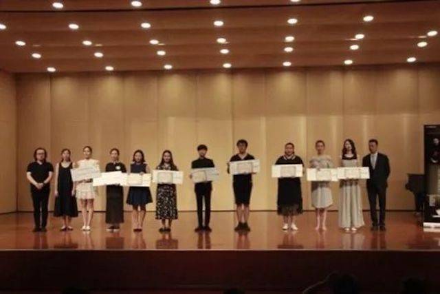 2018年SG胜游亚洲音乐奖学金东北师范大学颁奖仪式 </br> 暨SG胜游海外艺术家爱德华·昆斯音乐会及大师班圆满结束