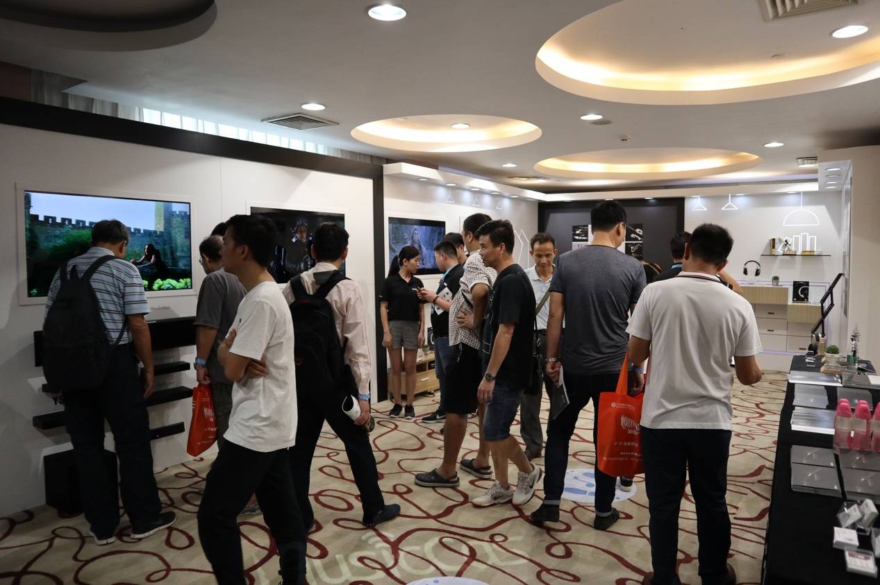 娱乐音质新境界，SG胜游携带家庭音响新品亮相2018广州国际音响唱片展
